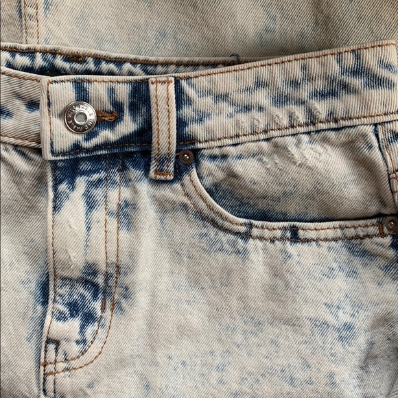 Wild Fable Light Blue Acid Wash Denim Skirt Knee Length Front Split Pockets NWOT - Picture 10 of 12